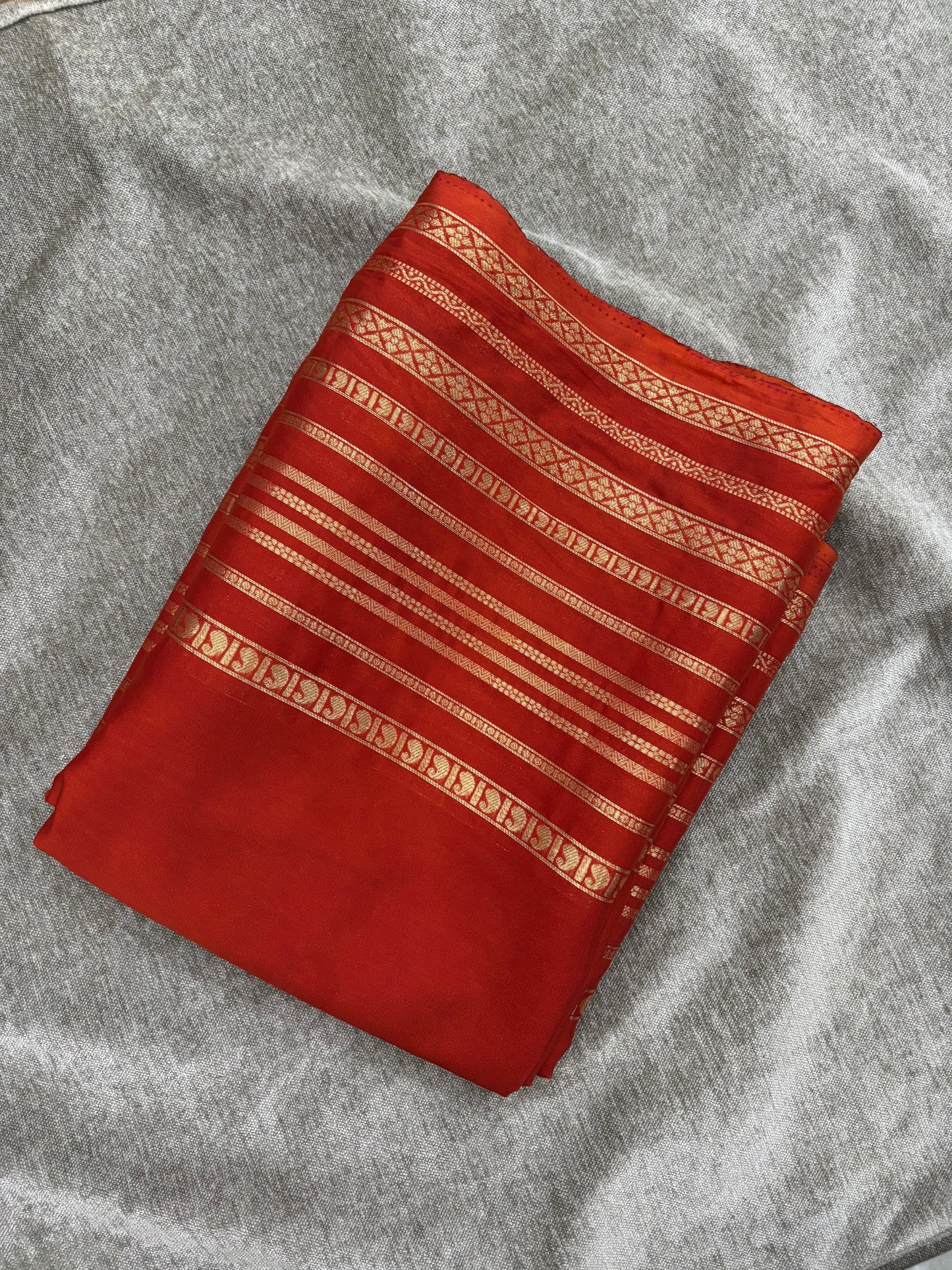 Premium semi mysore crepe silk saree with rich pallu & big border