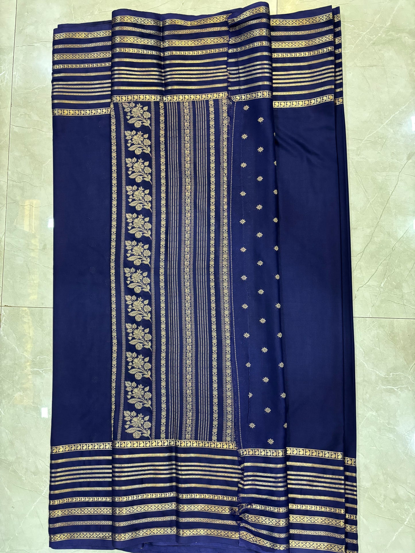 Premium semi mysore crepe silk saree with rich pallu & big border