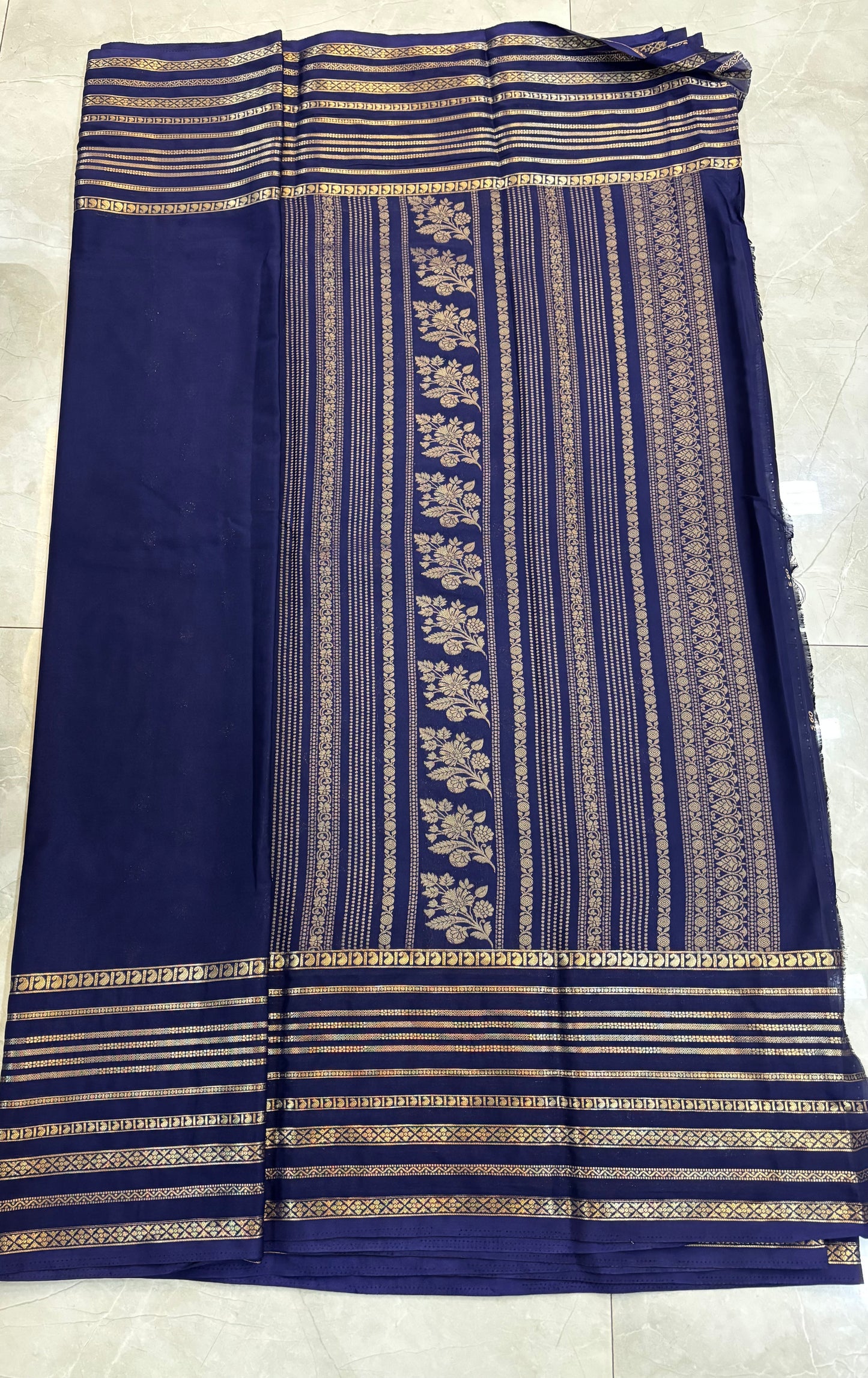 Premium semi mysore crepe silk saree with rich pallu & big border