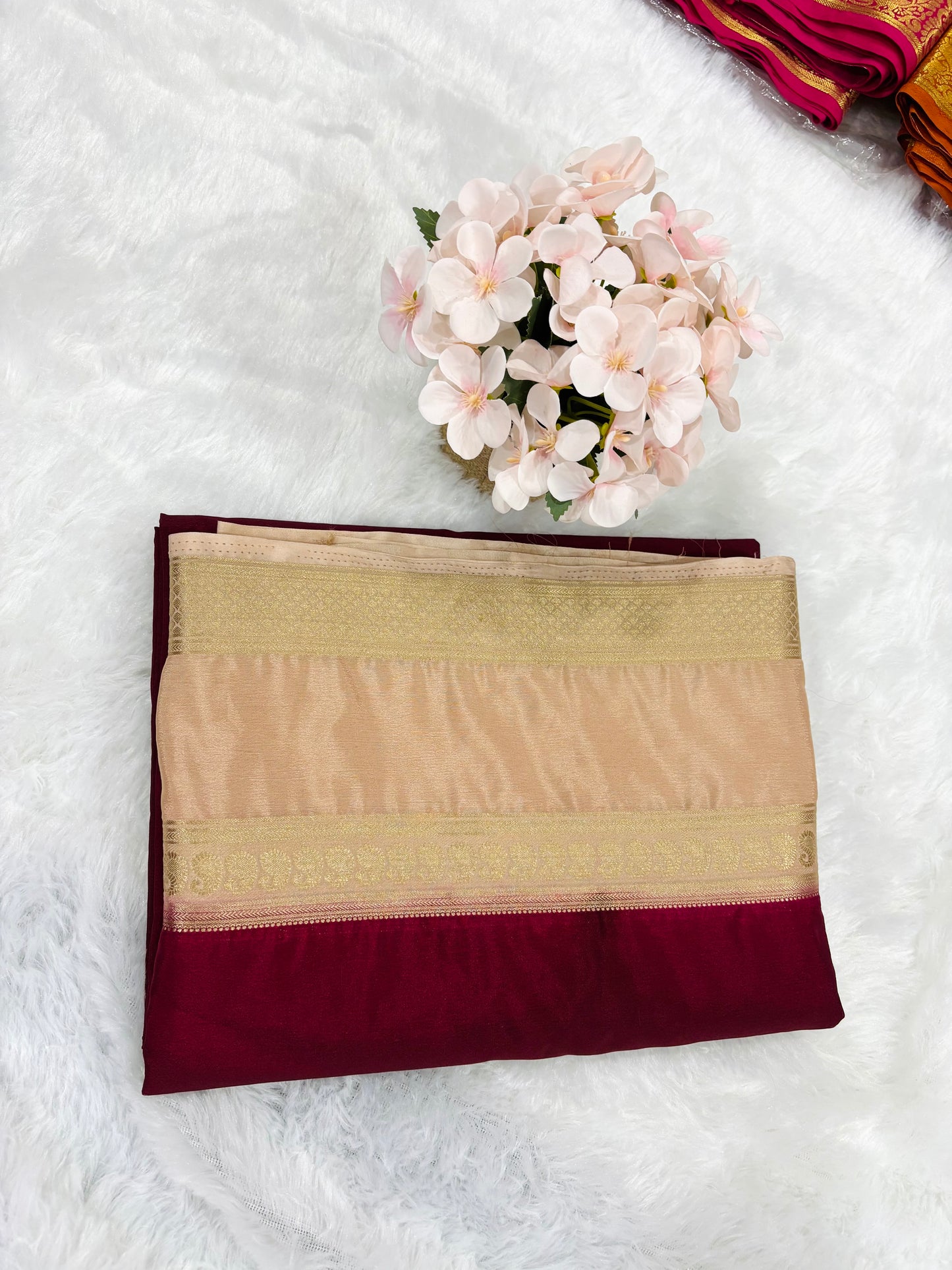 SEMI MYSORE CREPE IN CONTRAST