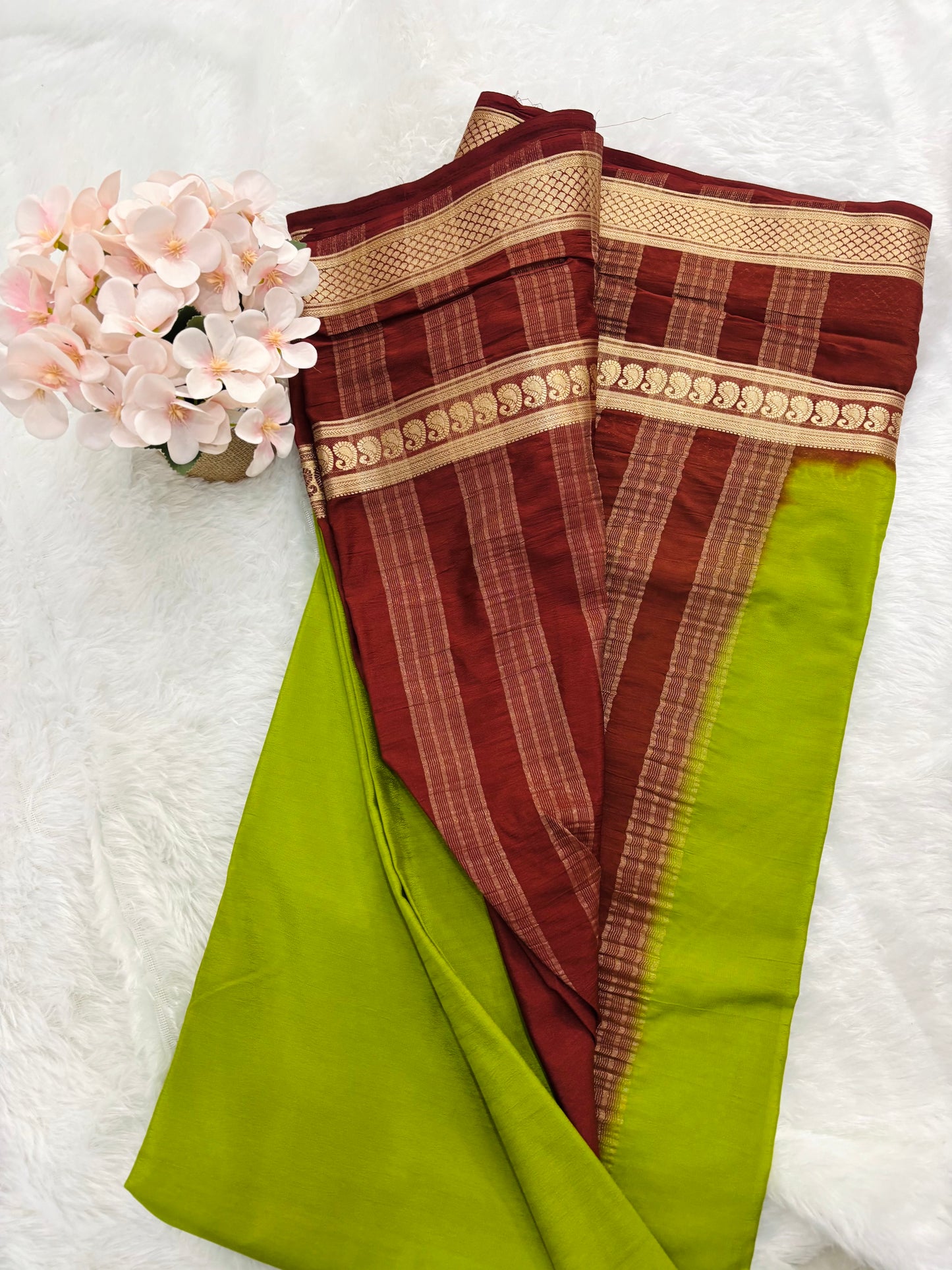 SEMI MYSORE CREPE SAREE IN CONTRAST