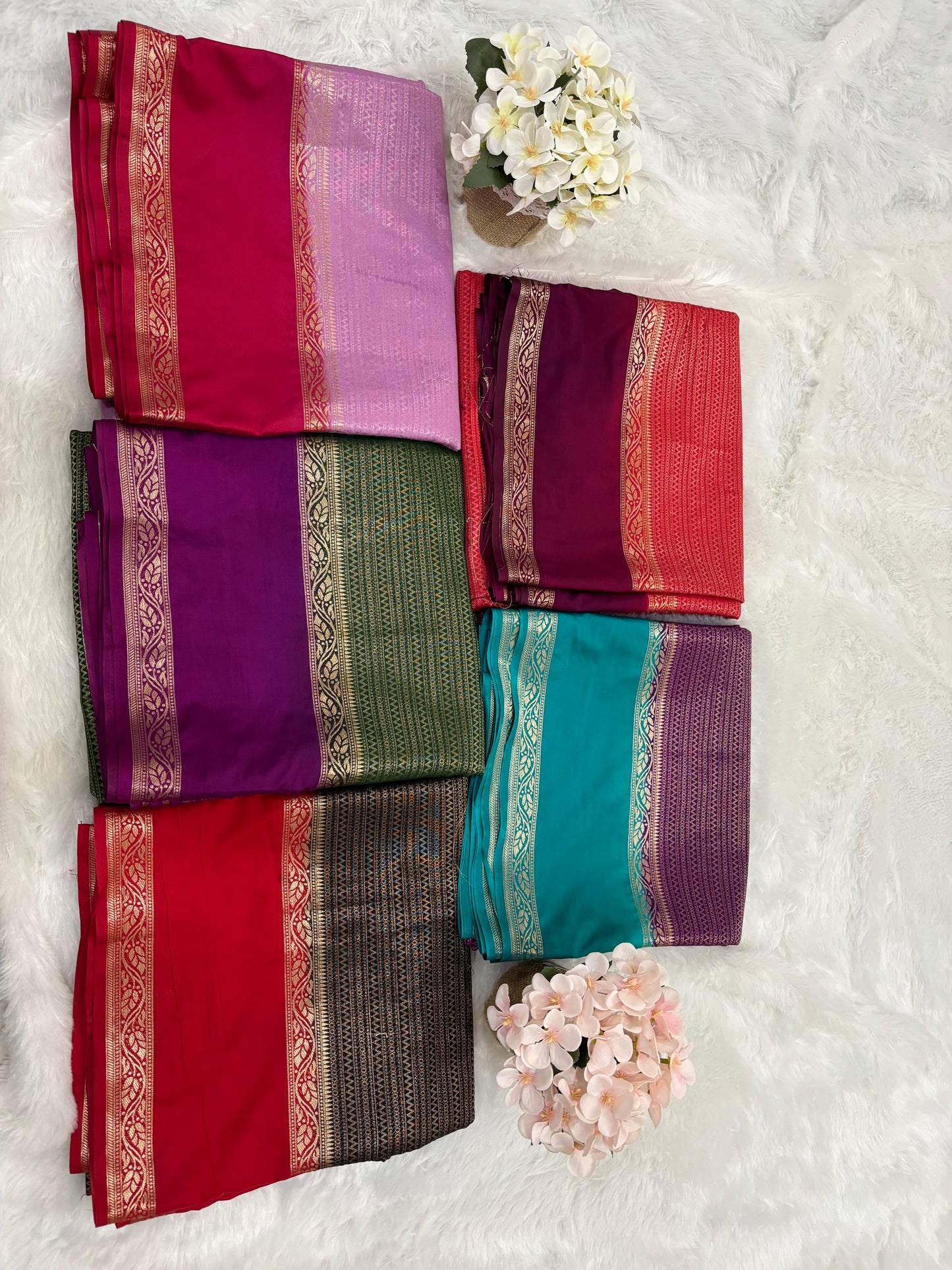 HORIZONTAL RICH BROCADE SAREE WITH CONTRAST BORDER