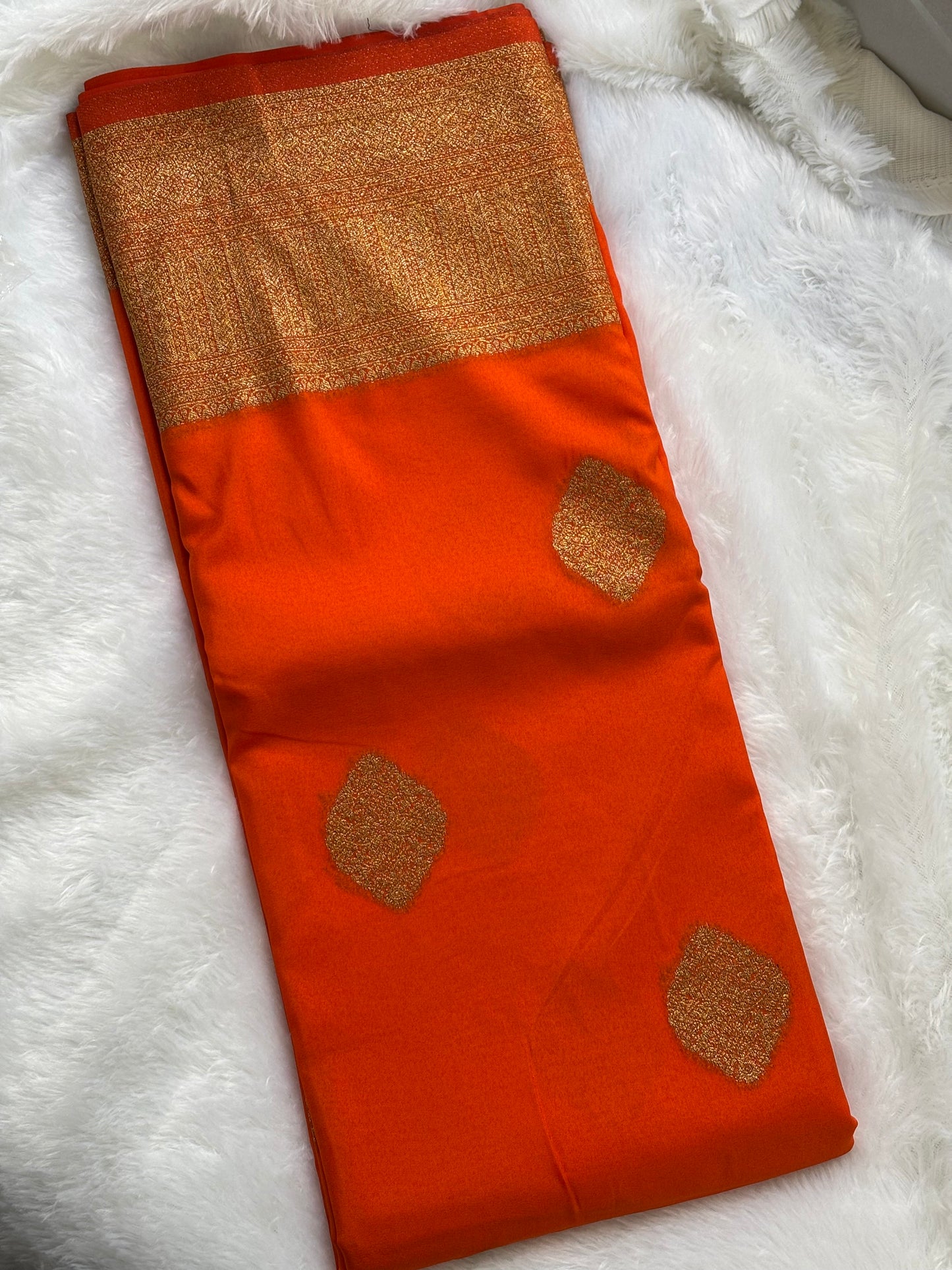 CO CO SOFT SILK (SELF)