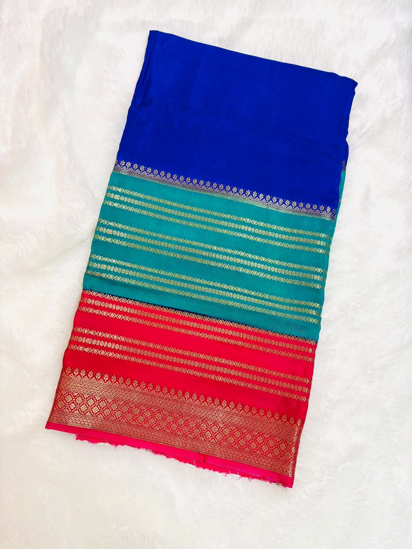 PURE VISCOSE SILK SAREE IN 3D PATTERN