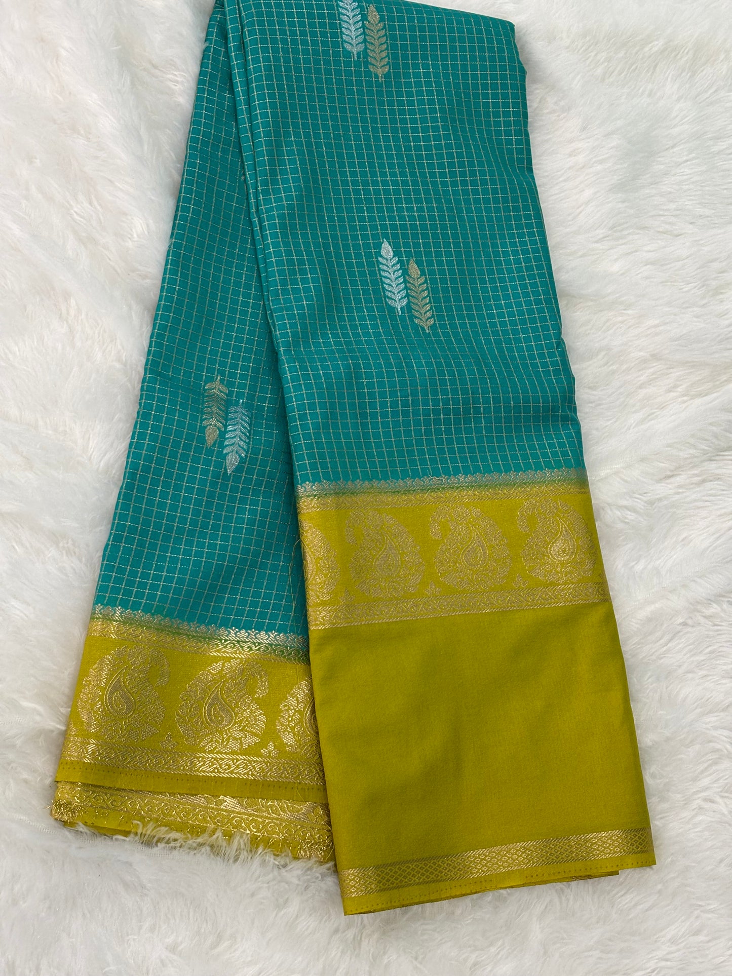CHEX SEMI MYSORE CREPE SAREE IN CONTRAST (PREMIUM)