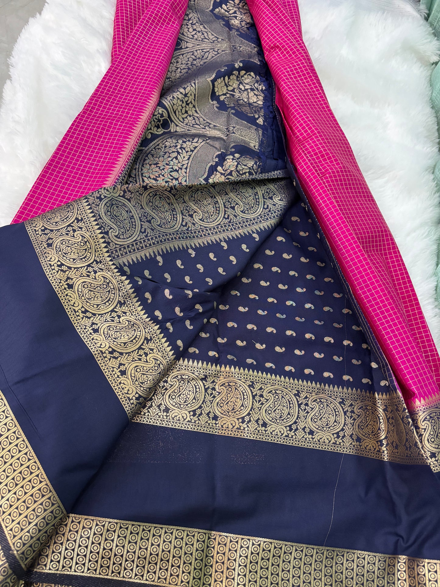 CHEX SEMI MYSORE CREPE SAREE IN CONTRAST (PREMIUM)
