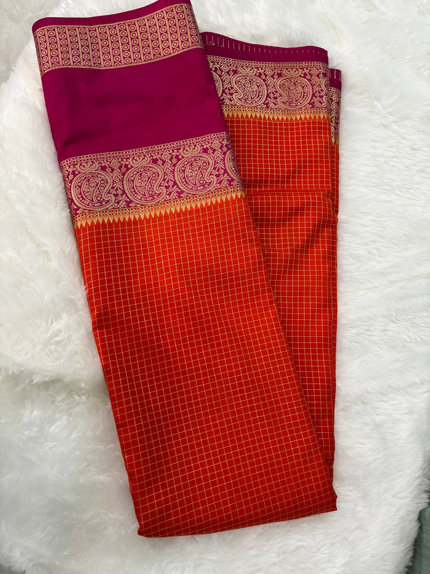 CHEX SEMI MYSORE CREPE SAREE IN CONTRAST (PREMIUM)
