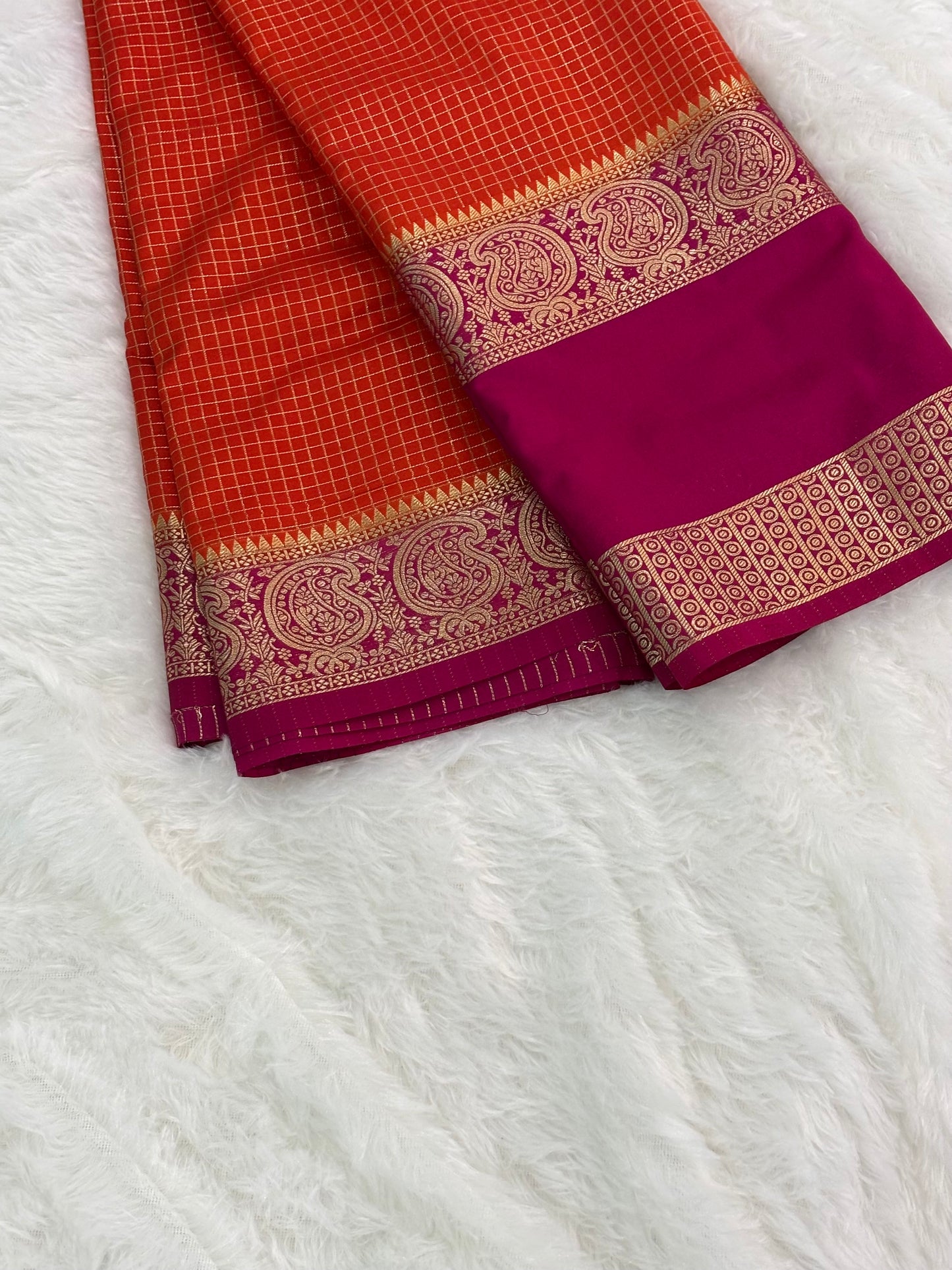 CHEX SEMI MYSORE CREPE SAREE IN CONTRAST (PREMIUM)