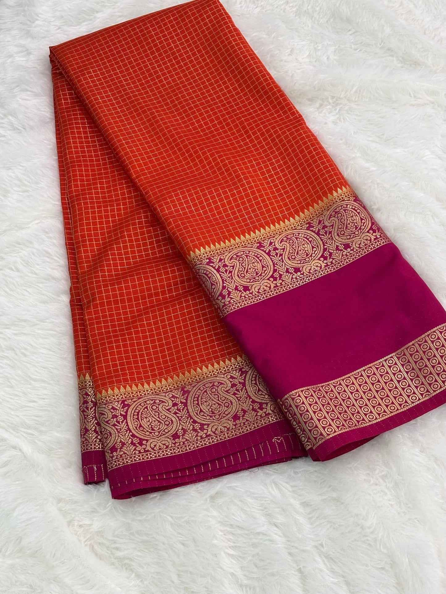 CHEX SEMI MYSORE CREPE SAREE IN CONTRAST (PREMIUM)