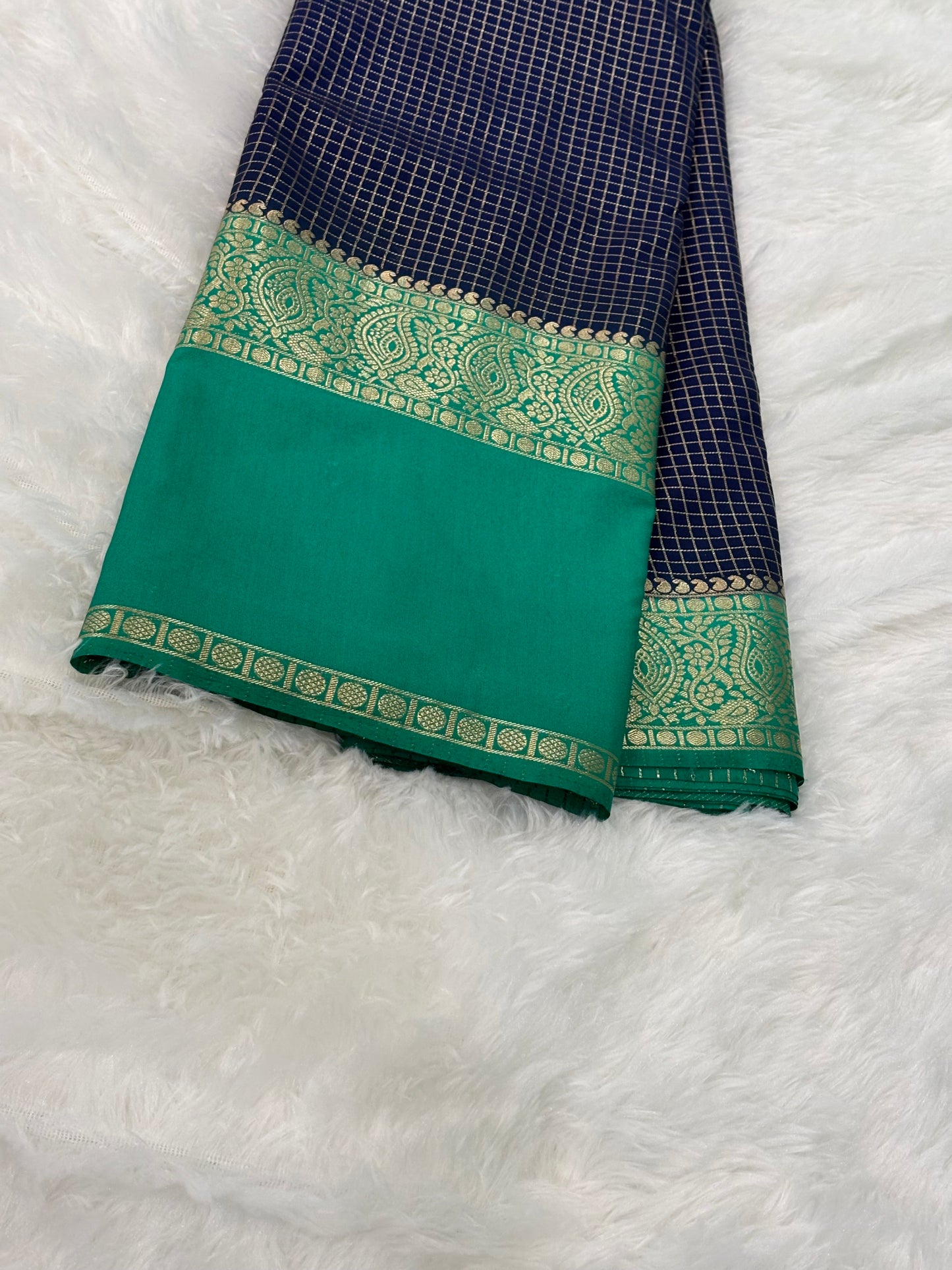 CHEX SEMI MYSORE CREPE SAREE IN CONTRAST (PREMIUM)
