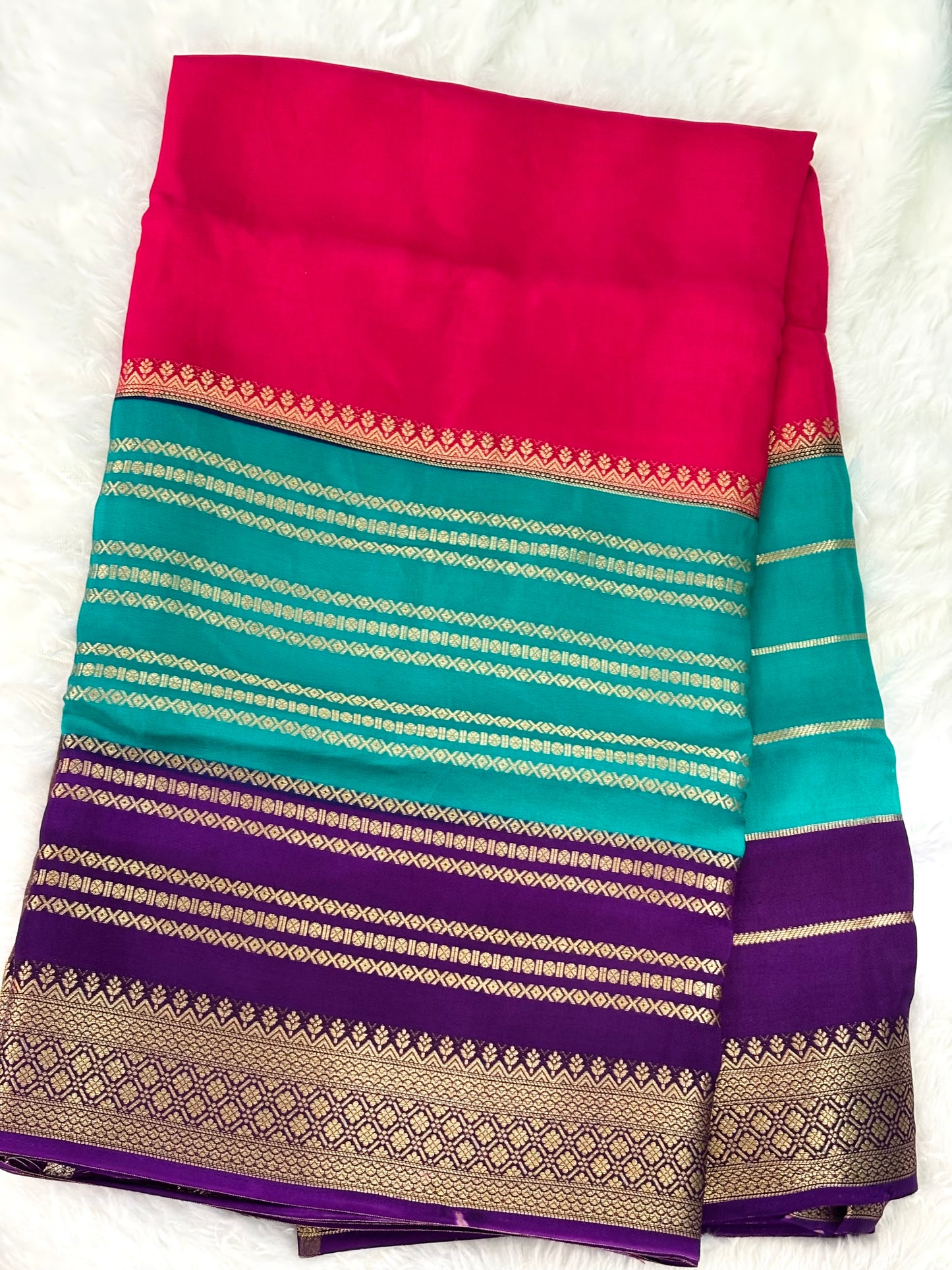 PURE VISCOSE SILK SAREE IN 3D PATTERN