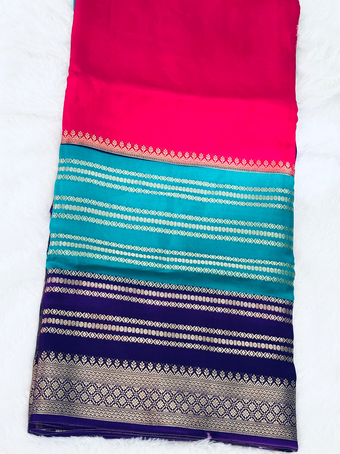 PURE VISCOSE SILK SAREE IN 3D PATTERN