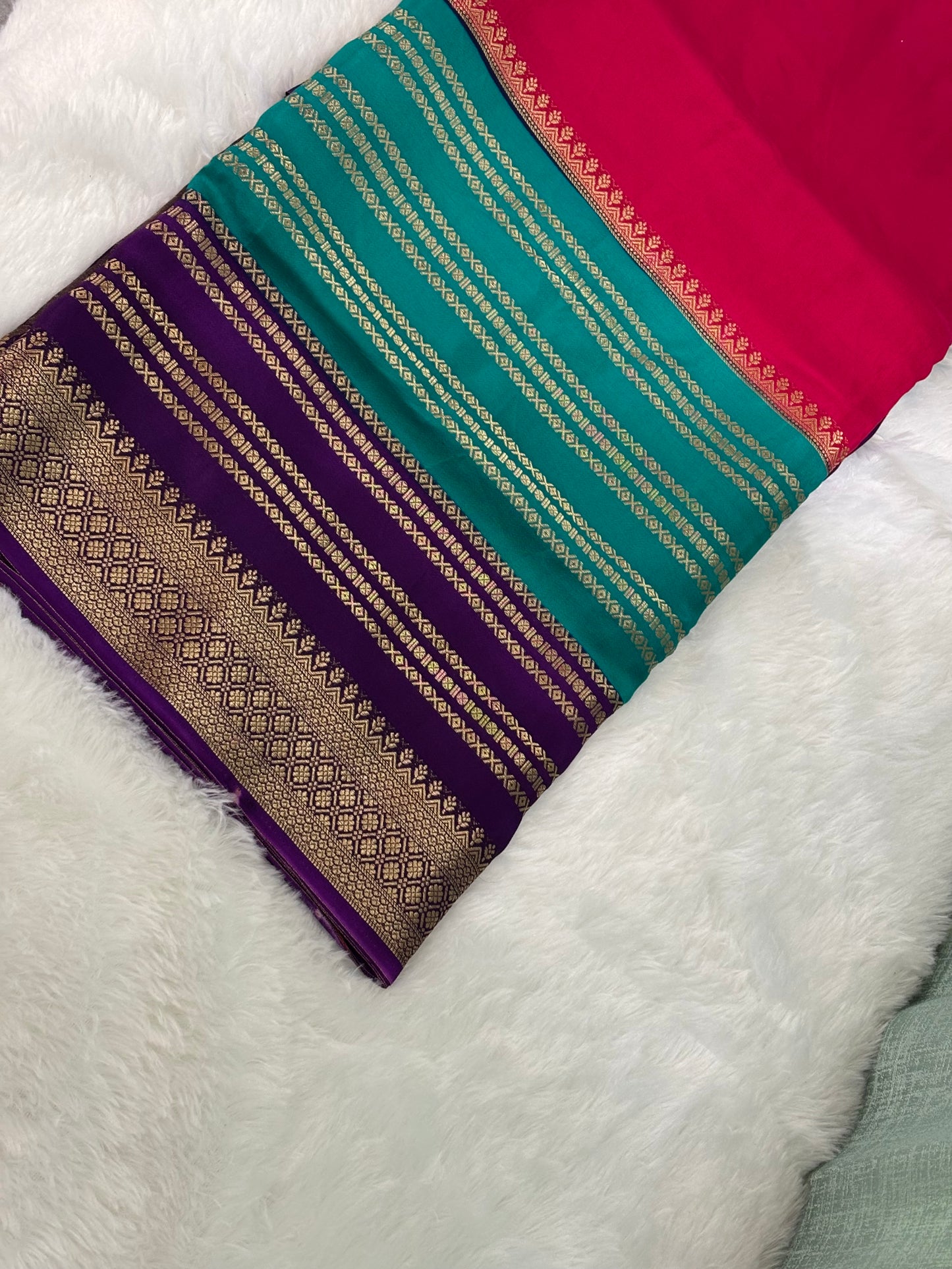 PURE VISCOSE SILK SAREE IN 3D PATTERN
