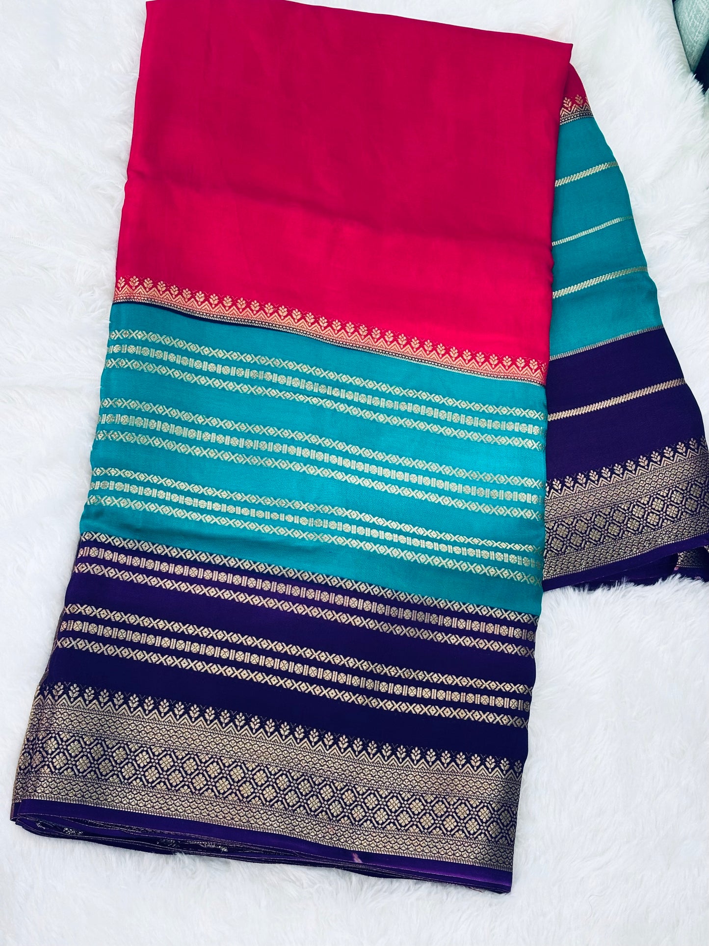 PURE VISCOSE SILK SAREE IN 3D PATTERN