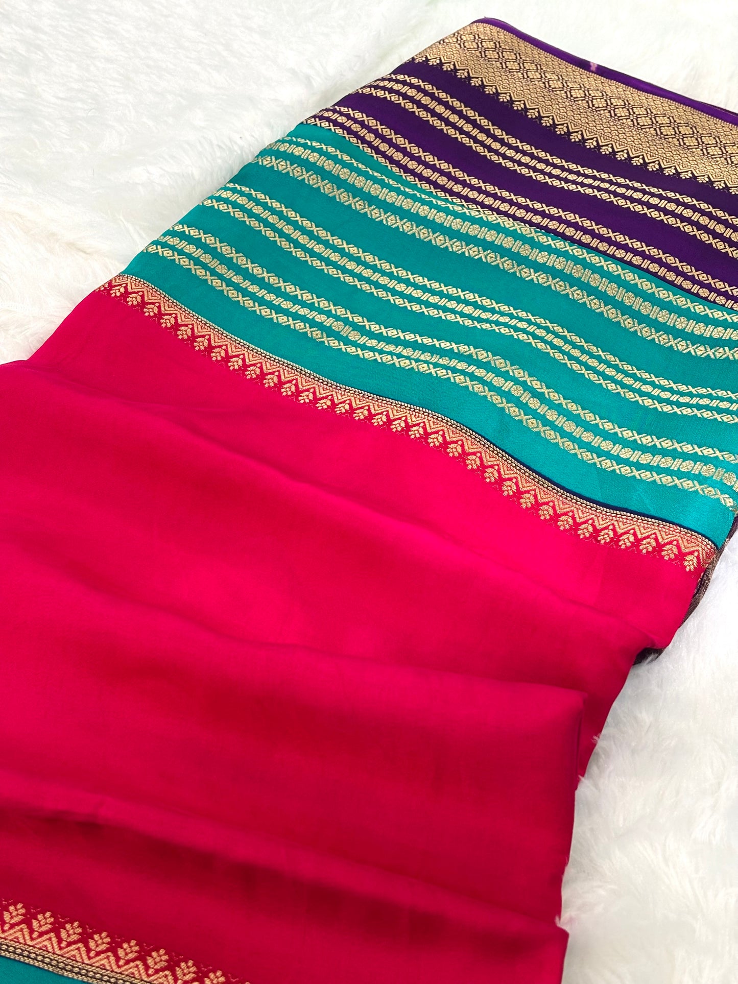 PURE VISCOSE SILK SAREE IN 3D PATTERN