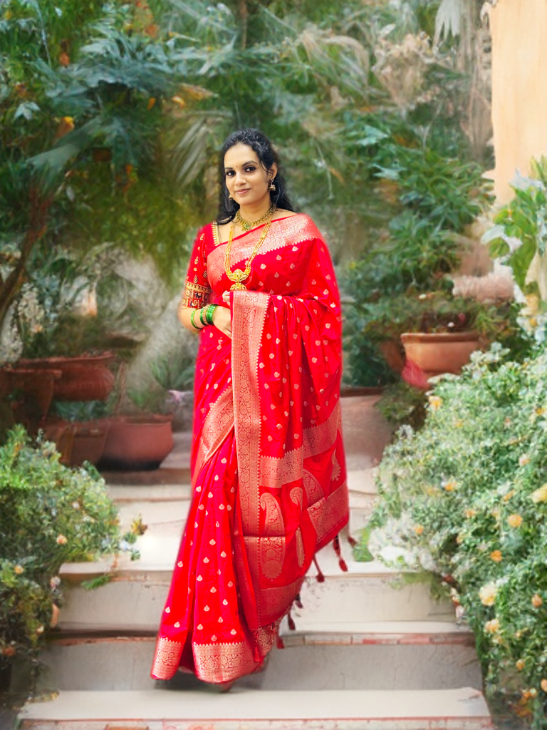 Dola Silk Sarees: The Perfect Blend of Elegance and Comfort