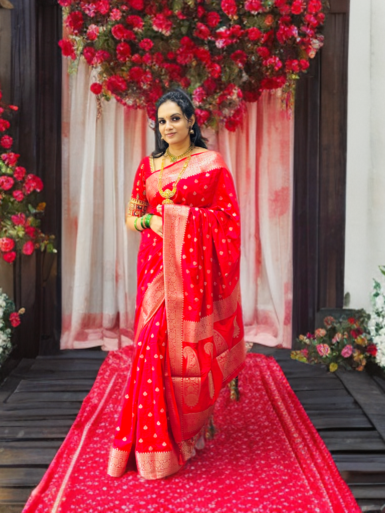 DOLA BUTTA SAREES WITH RICH PALLU