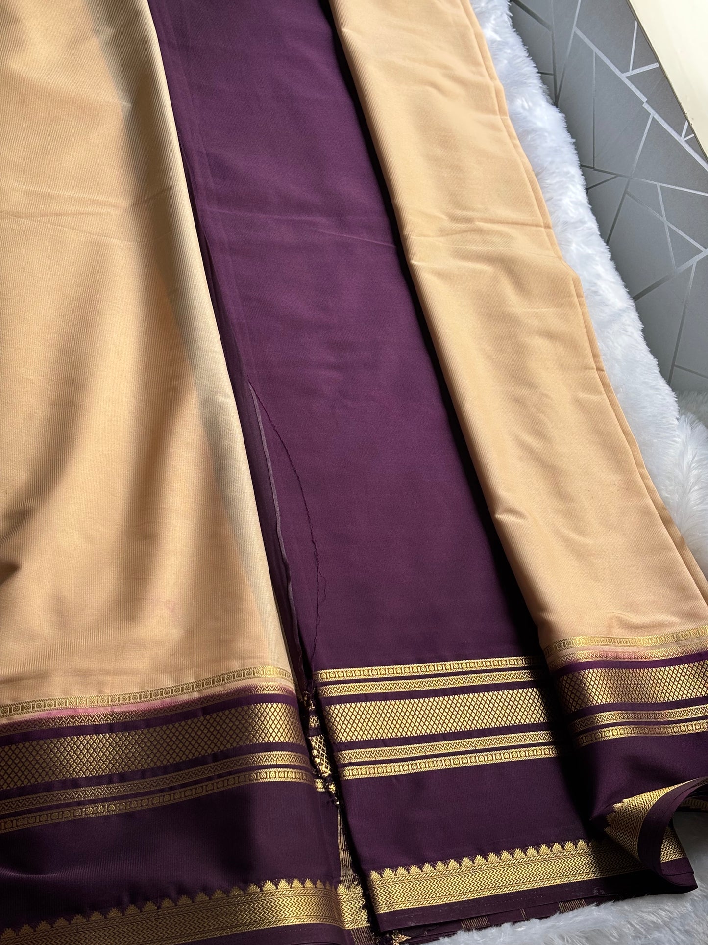 PREMIUM SEMI MYSORE CREPE SAREE IN CONTRAST