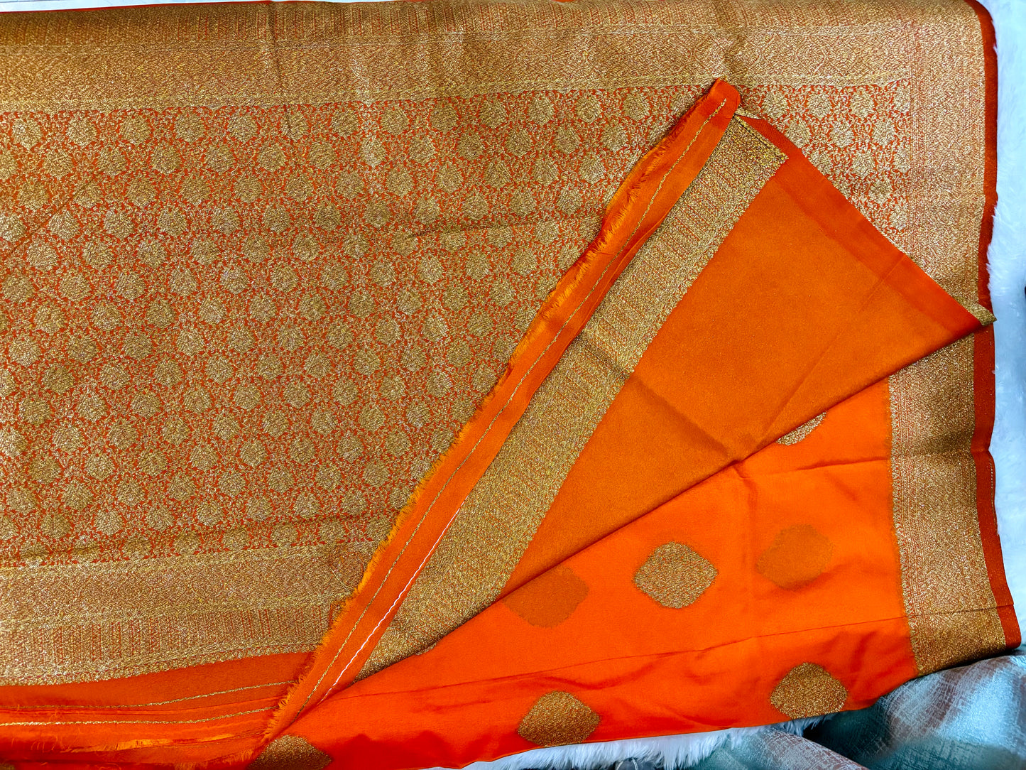 CO CO SOFT SILK (SELF)