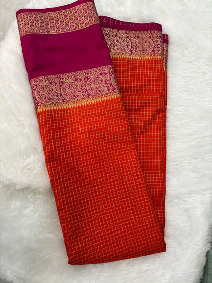 CHEX SEMI MYSORE CREPE SAREE IN CONTRAST (PREMIUM)